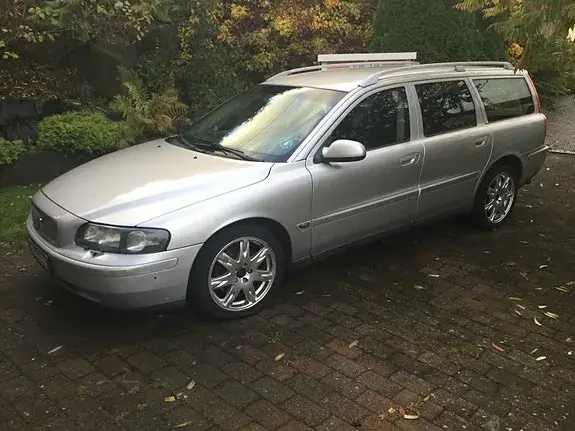 Volvo V70 2003 photo 2