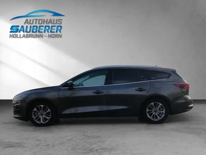 Ford Focus 2025 photo 2