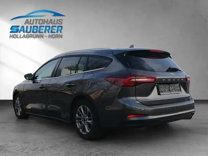 Ford Focus 2025 photo 3