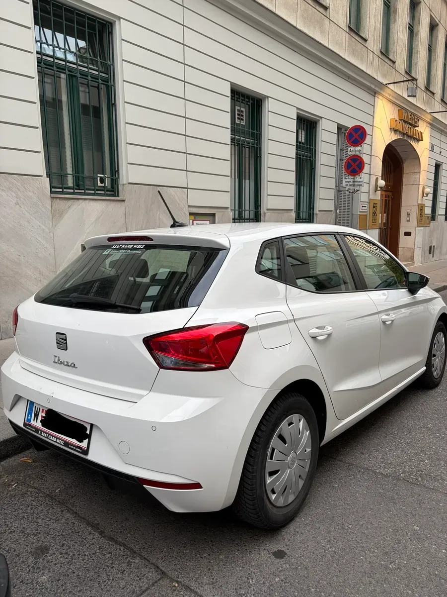 Seat Ibiza 2024 photo 3