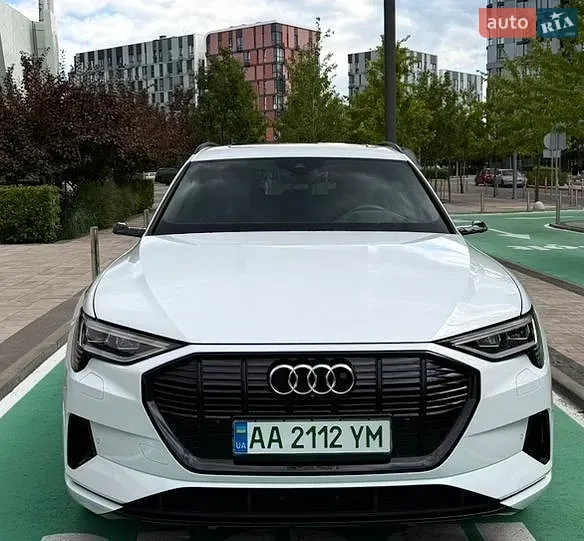 Audi E-Tron