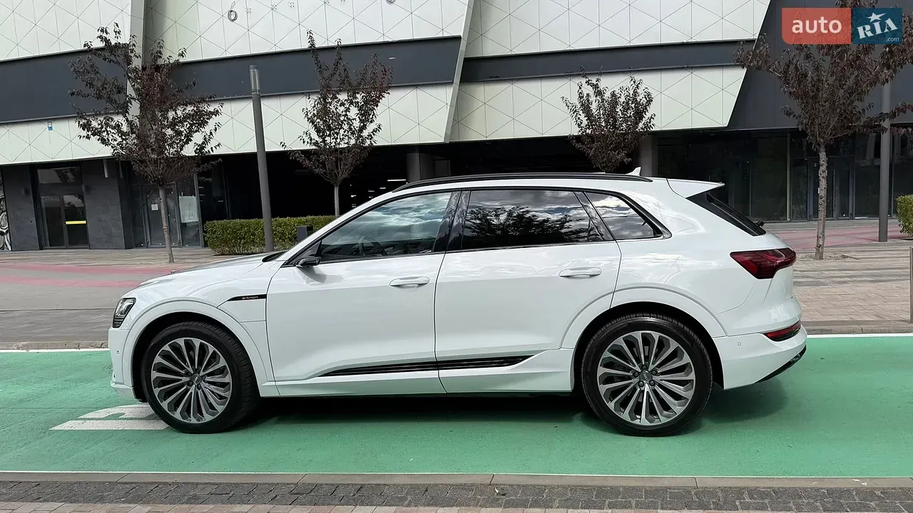 Audi E-Tron 2019 photo 3