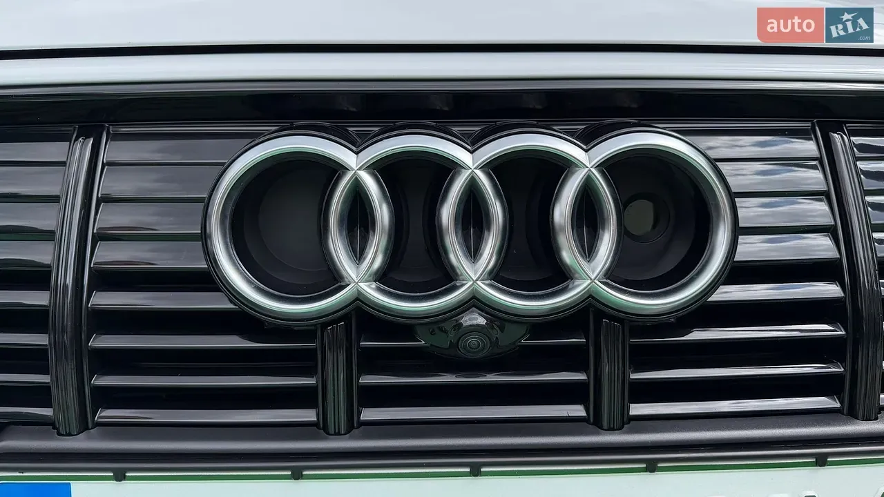Audi E-Tron 2019 photo 5
