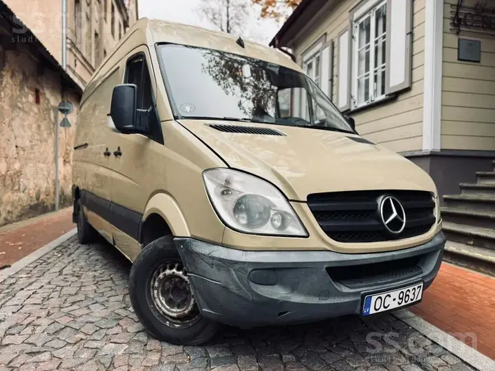 Mercedes-Benz Sprinter
