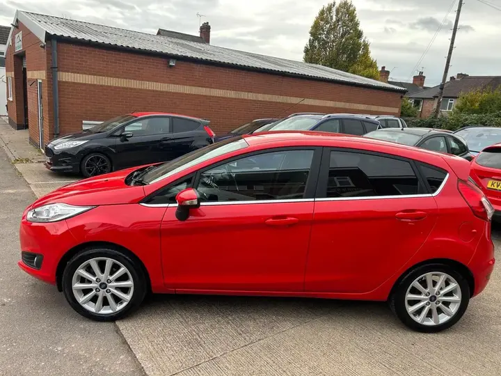 Ford Fiesta 2016 photo 4