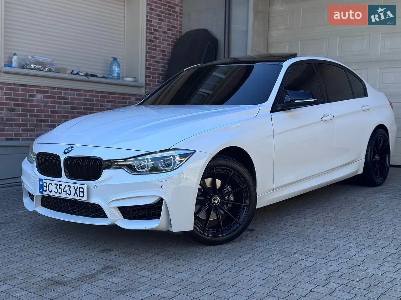 BMW 3 Series 2016 photo 4