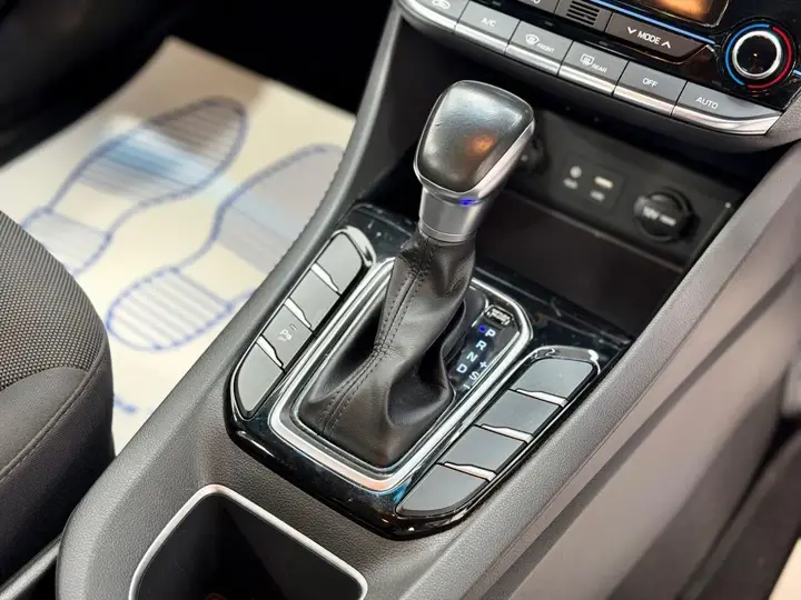 Hyundai Ioniq 2019 photo 3