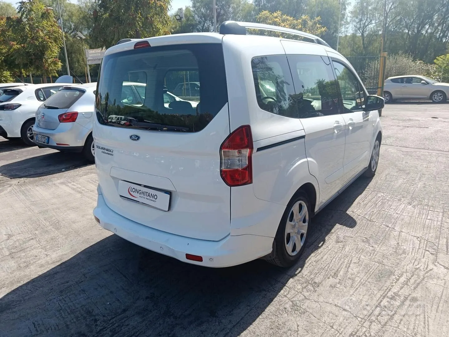 Ford Tourneo Courier 2016 photo 3