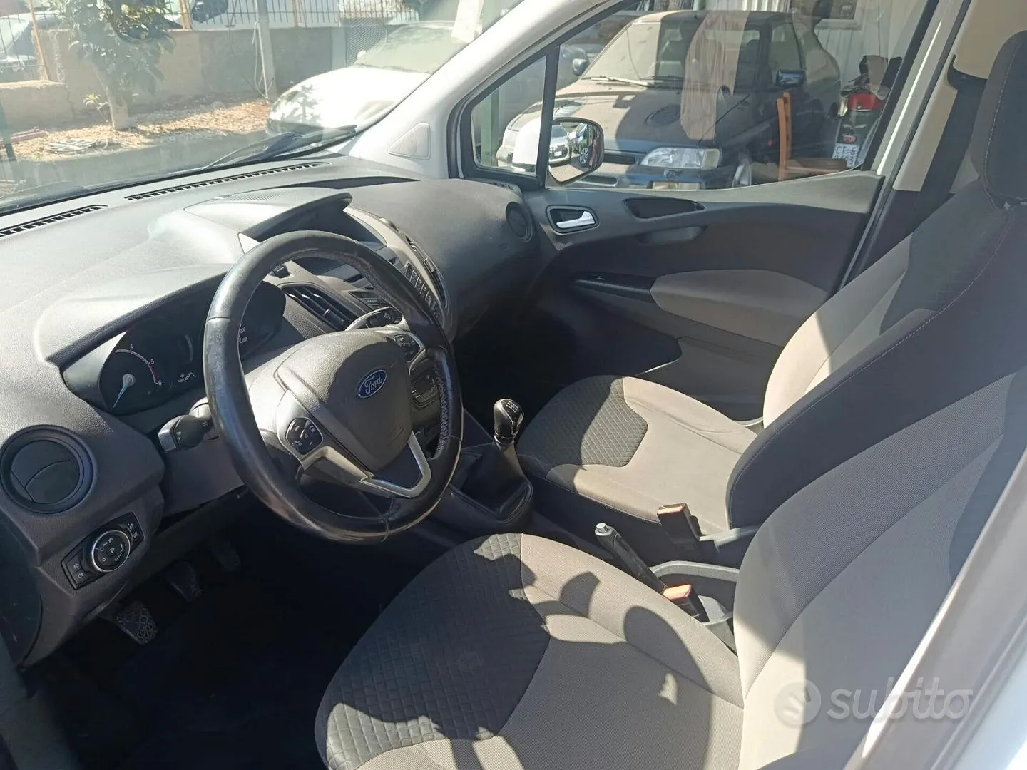 Ford Tourneo Courier 2016 photo 5