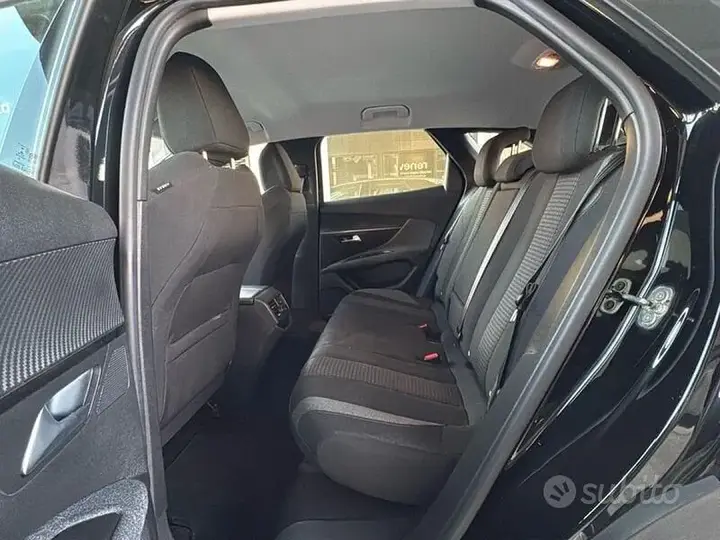Peugeot 3008 2020 photo 4