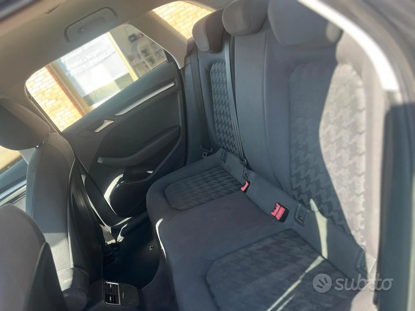 Audi A3 2016 photo 3