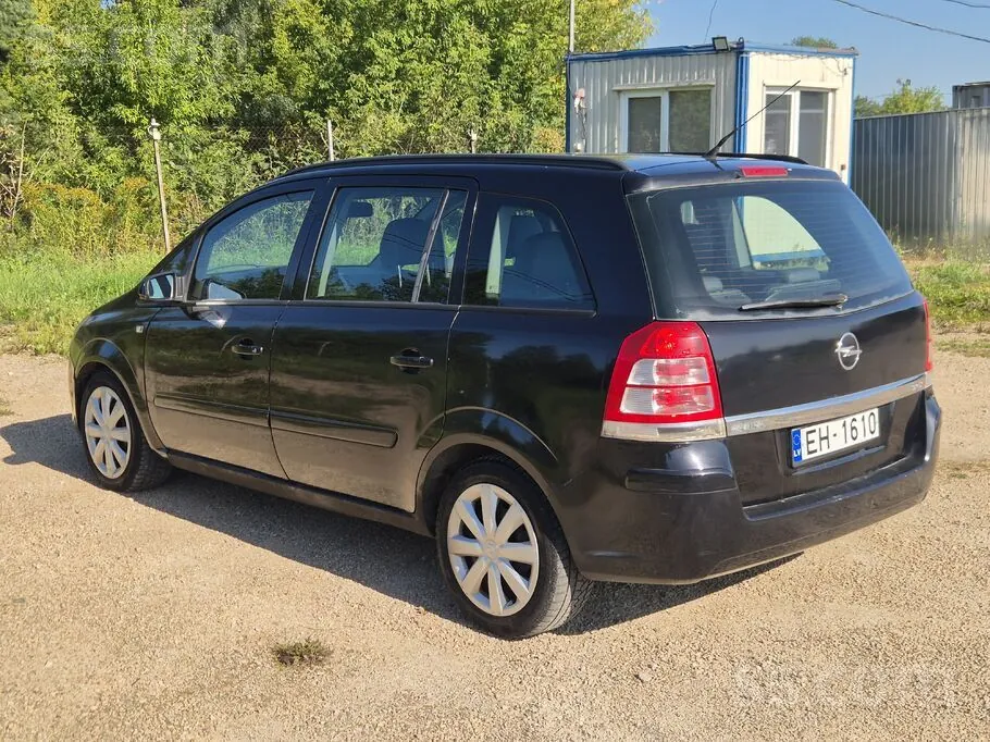 Opel Zafira 2008 photo 4