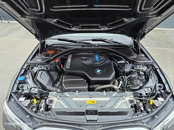 BMW 330E 2021 photo 4