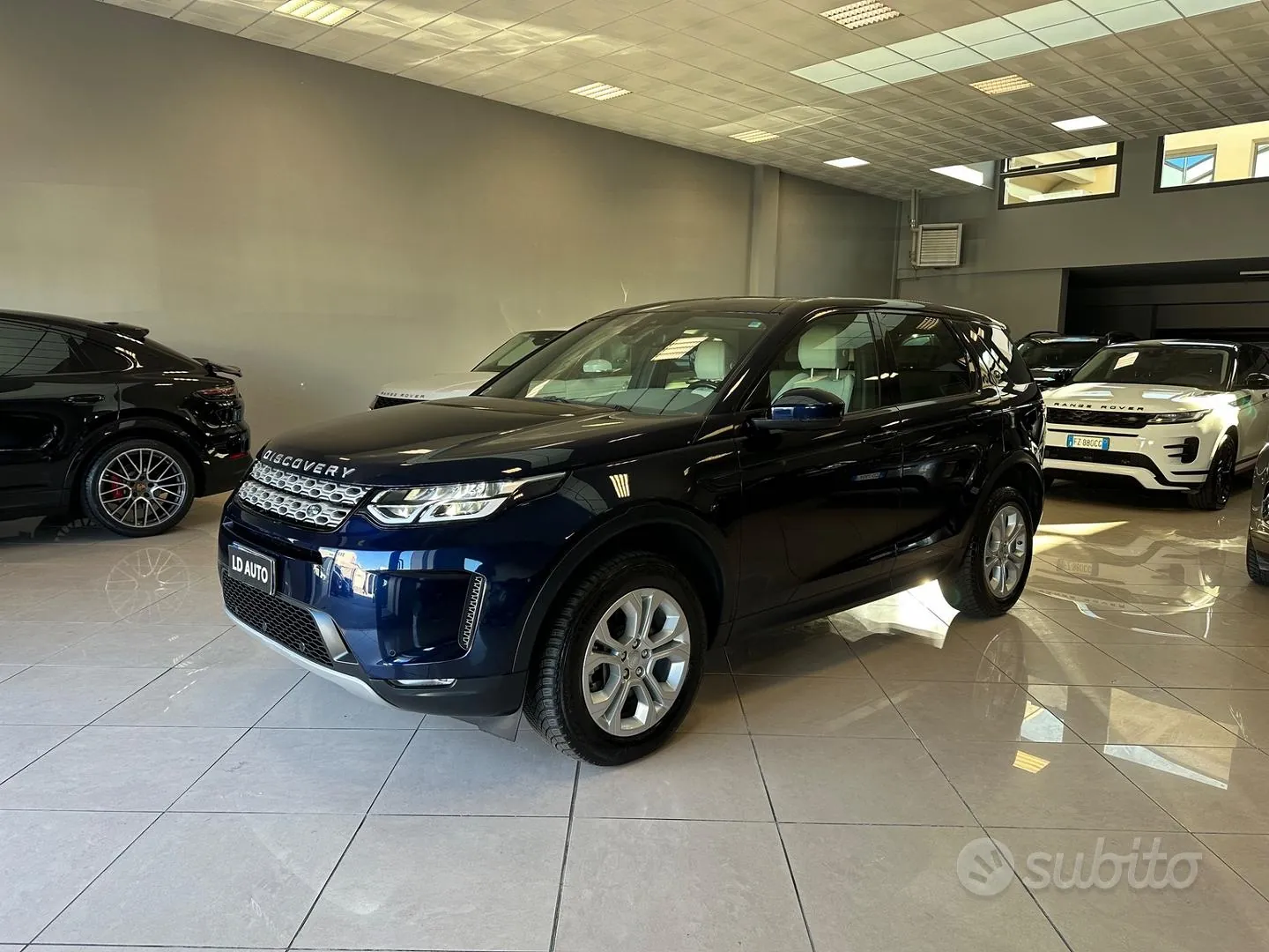 Land Rover Discovery Sport 2020 photo 3