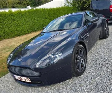 Aston Martin V8 Vantage