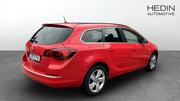 Opel Astra 2014 photo 2