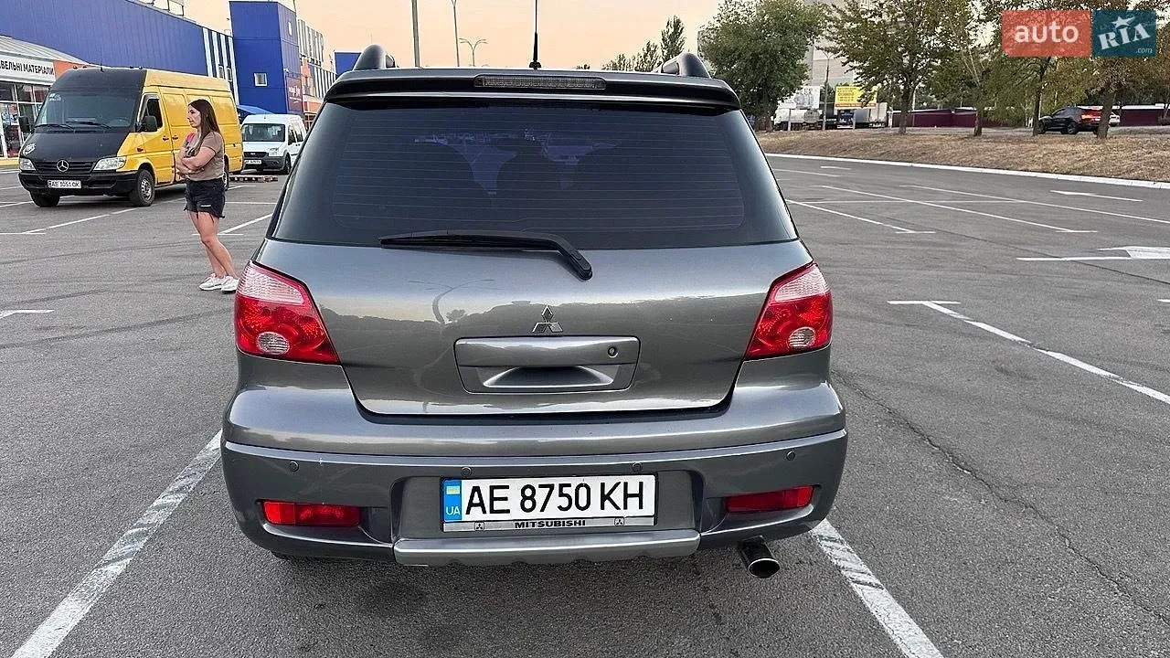 Mitsubishi Outlander 2007 photo 2