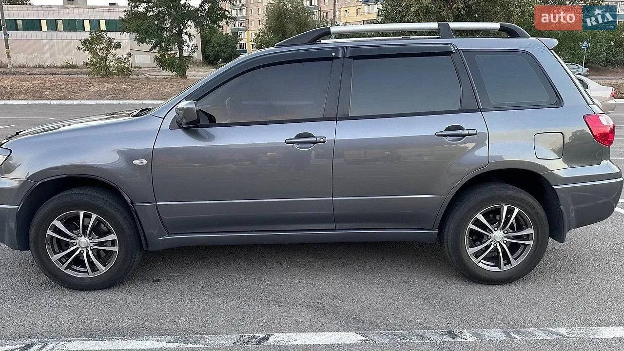 Mitsubishi Outlander 2007 photo 4