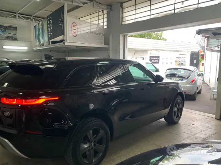 Land Rover Range Rover Velar 2023 photo 4