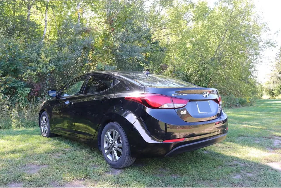 Hyundai Elantra 2014 photo 2