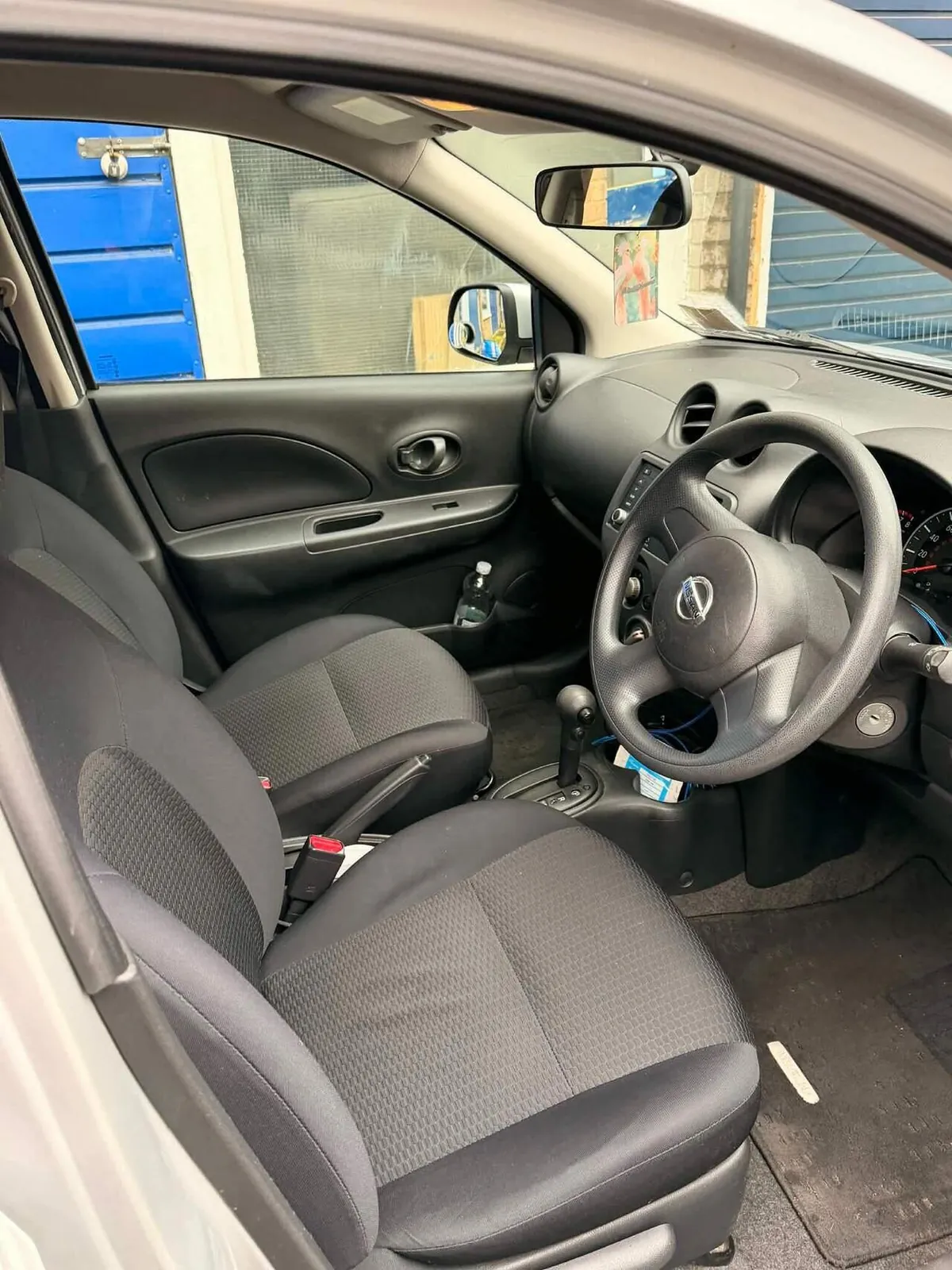 Nissan Micra 2012 photo 5