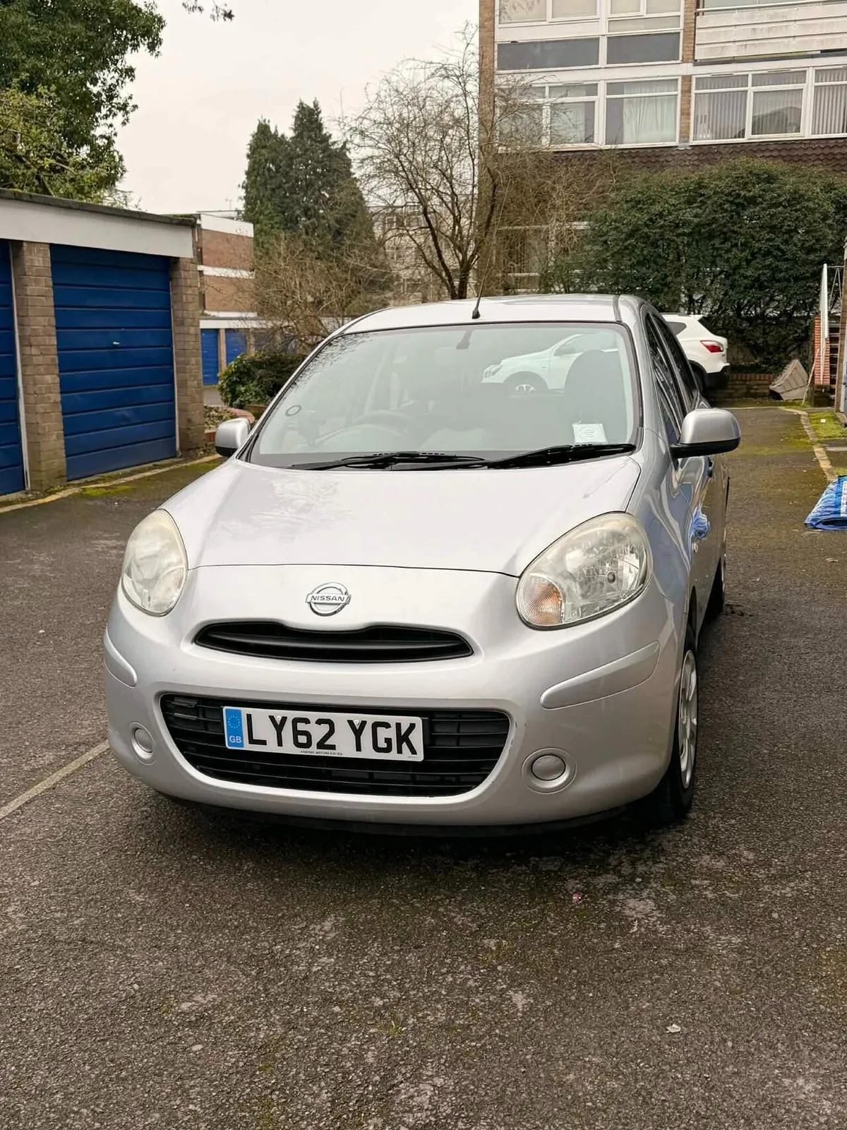Nissan Micra 2012 photo 2