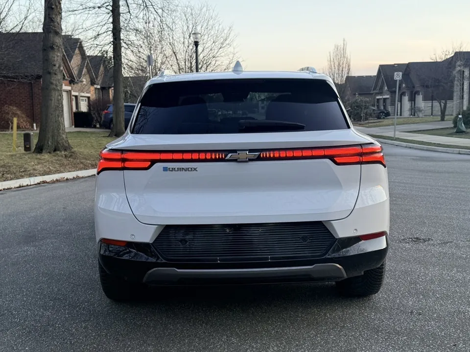 Chevrolet Equinox 2024 photo 2