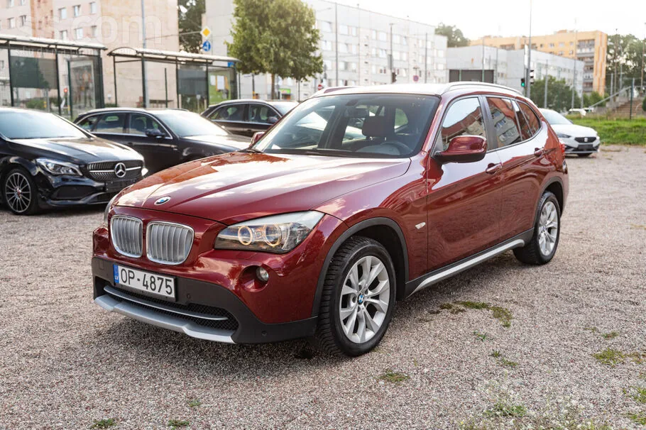 BMW X1