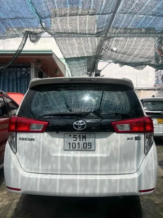 Toyota Innova 2022 photo 2