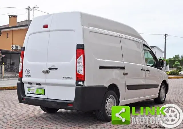 Toyota Proace 2016 photo 4