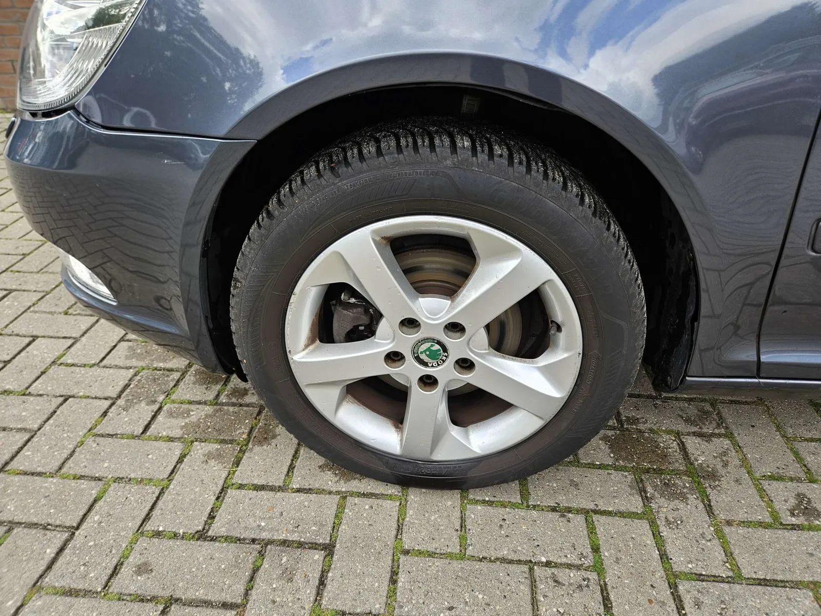 Skoda Octavia 2011 photo 4