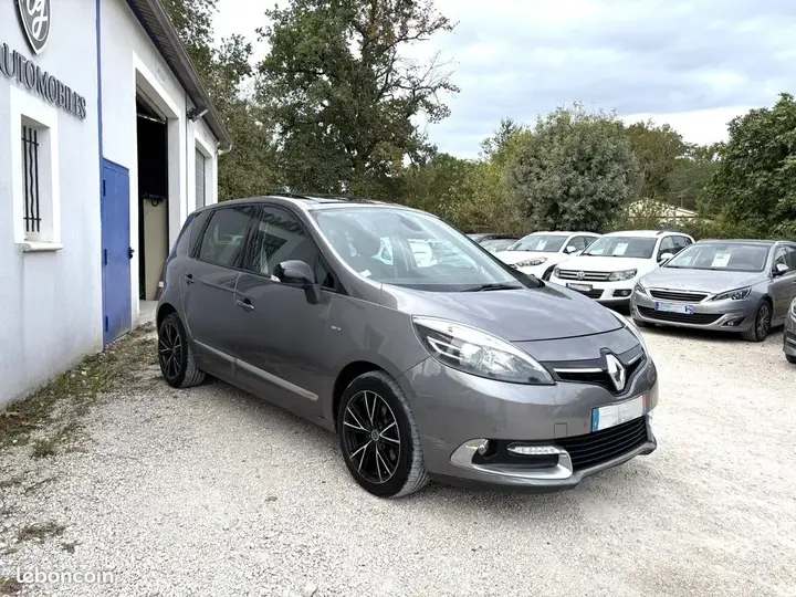 Renault Scenic 2016 photo 2
