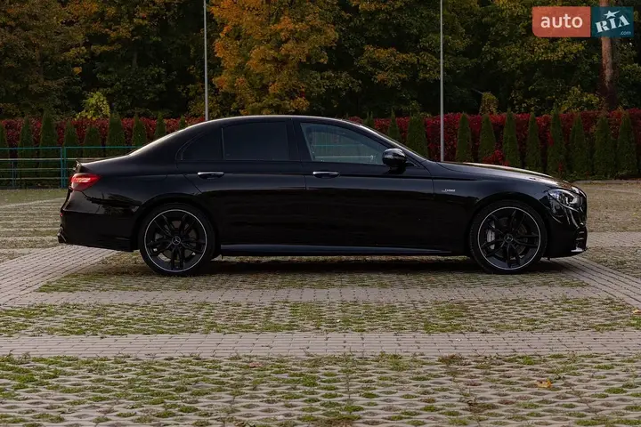 Mercedes-Benz E-Class 2021 photo 5