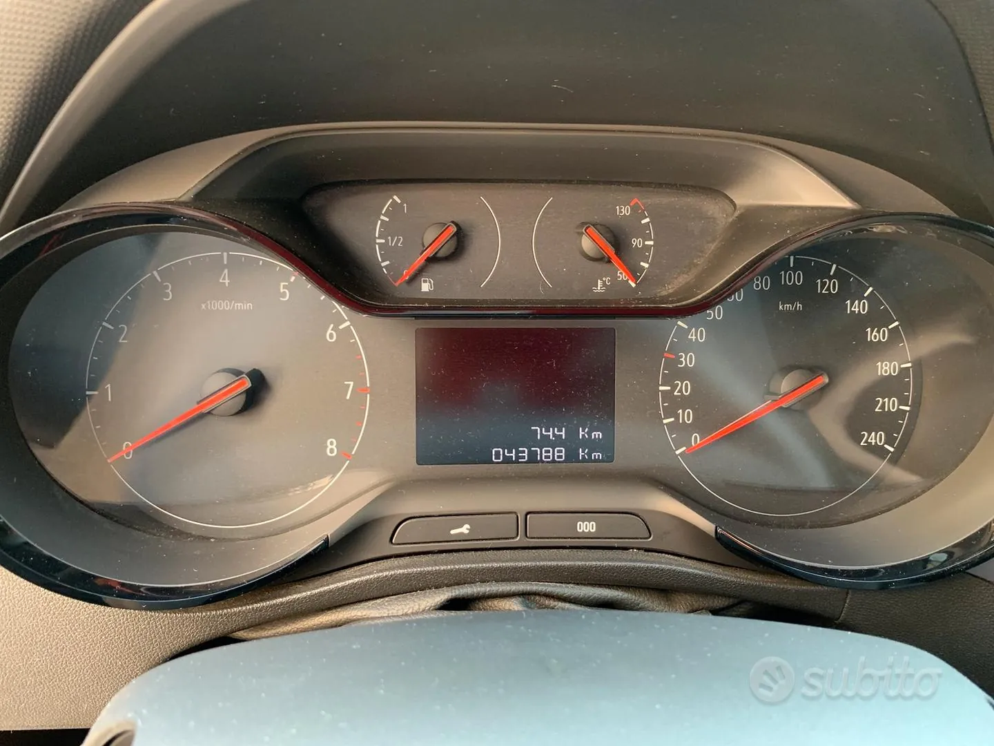 Opel Crossland 2020 photo 4