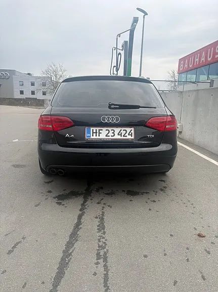 Audi A4 2012 photo 4