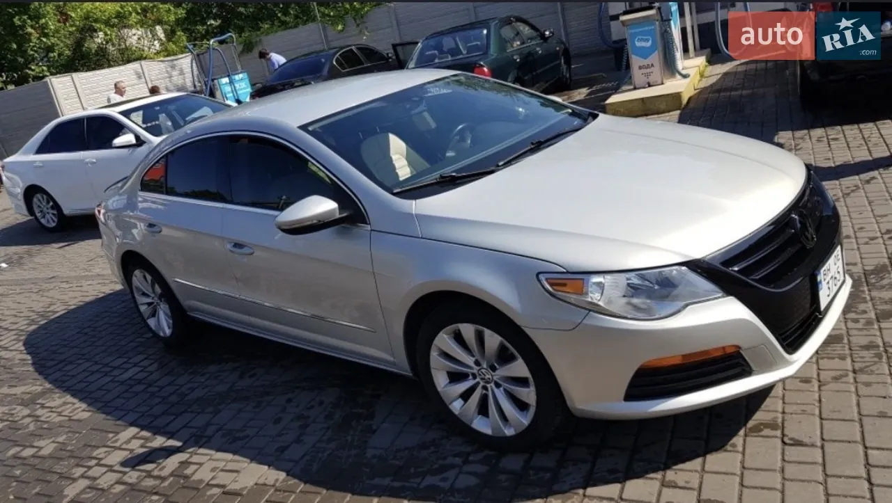 Volkswagen Cc / Passat Cc 2011 photo 2