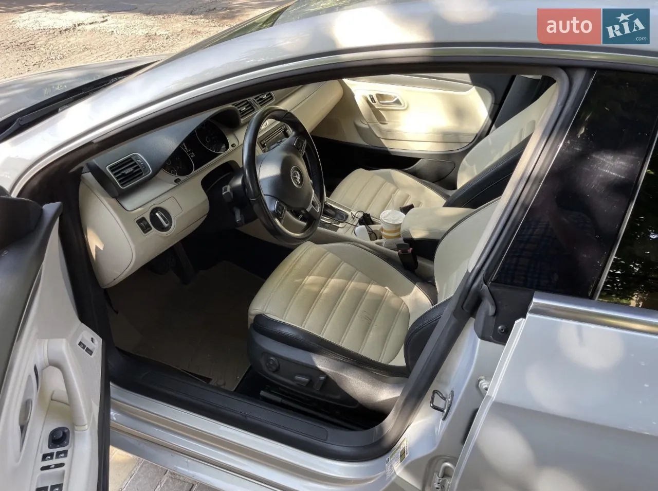Volkswagen Cc / Passat Cc 2011 photo 3