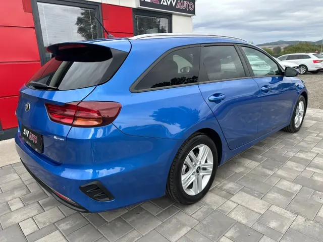 Kia Ceed Sw 2019 photo 4