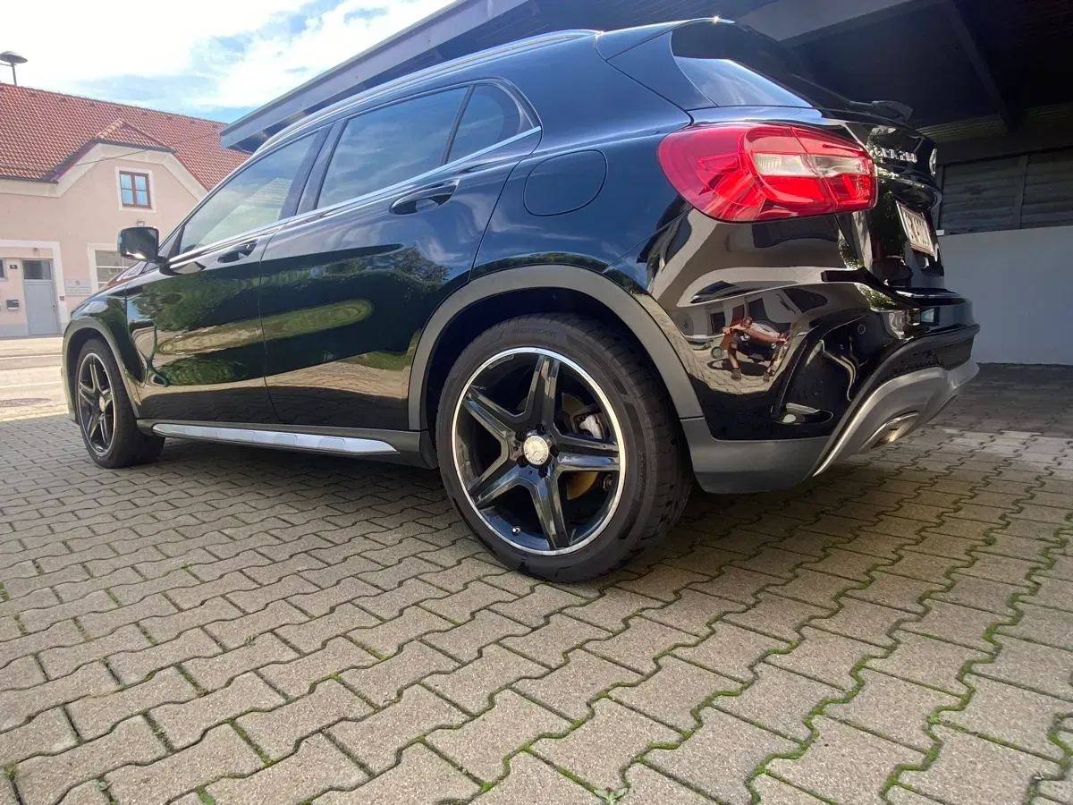 Mercedes-Benz Gla Class 2014 photo 3