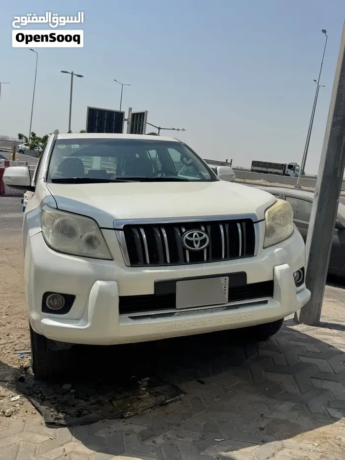 Toyota Prado 2010 photo 2