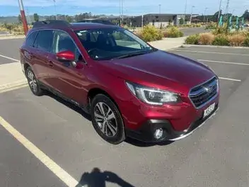 Subaru Outback 2018 photo 2