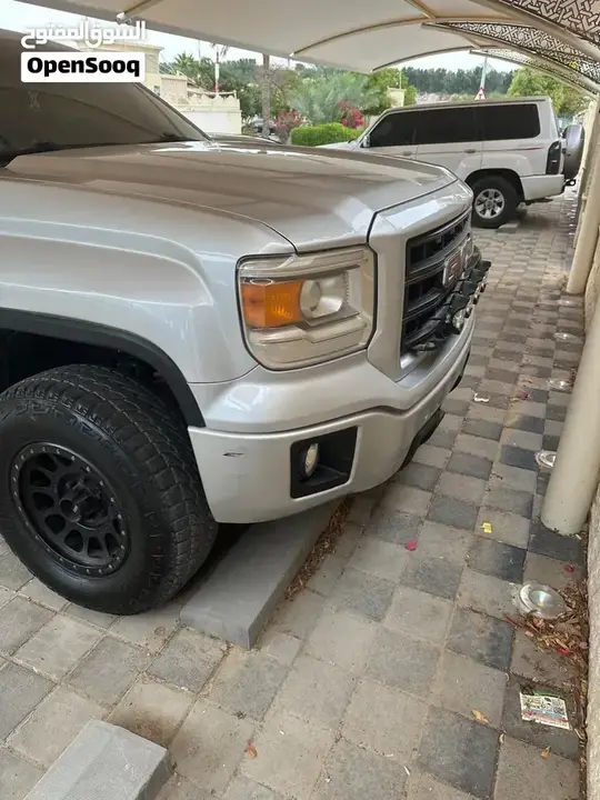 GMC Sierra