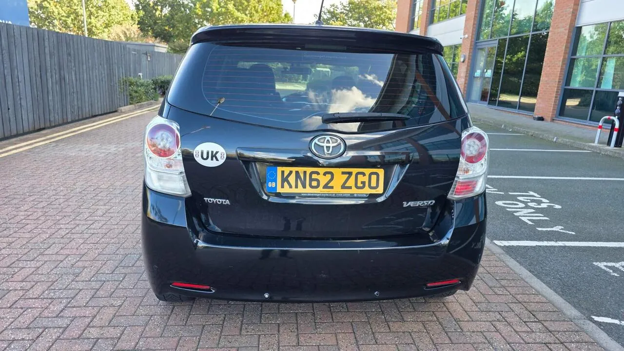 Toyota Verso 2012 photo 4