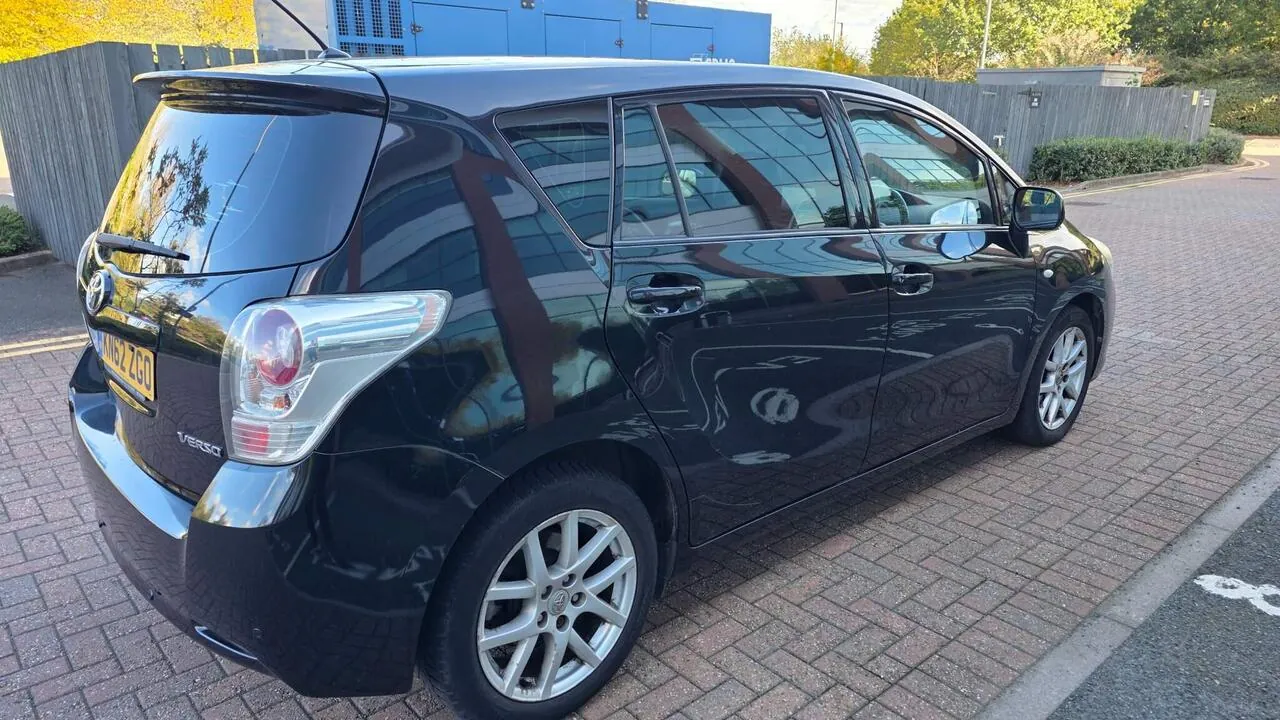 Toyota Verso 2012 photo 5
