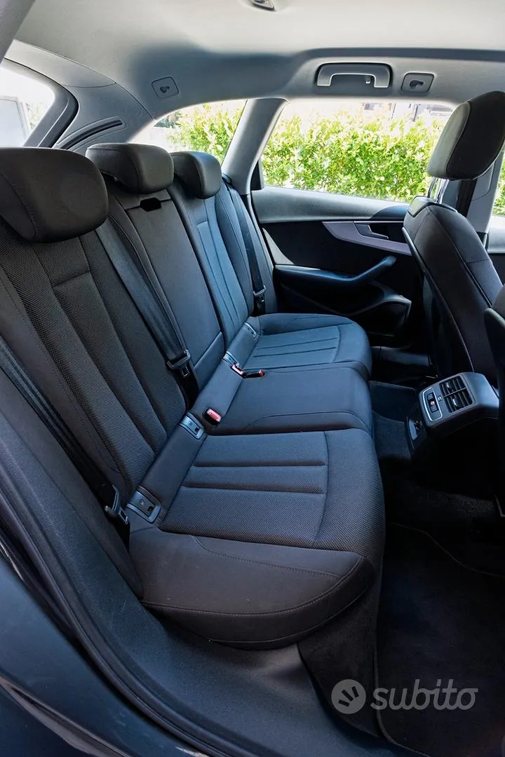 Audi A4 2021 photo 4