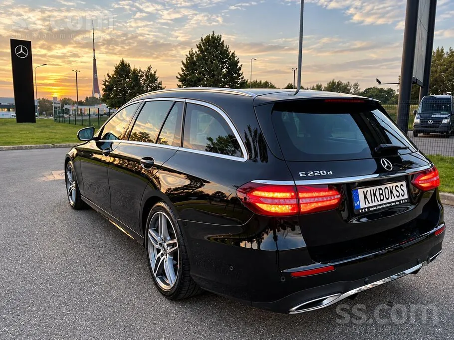 Mercedes-Benz E220 2017 photo 2