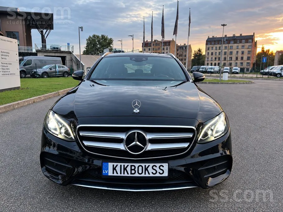Mercedes-Benz E220 2017 photo 3