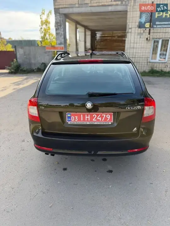 Skoda Octavia 2010 photo 5