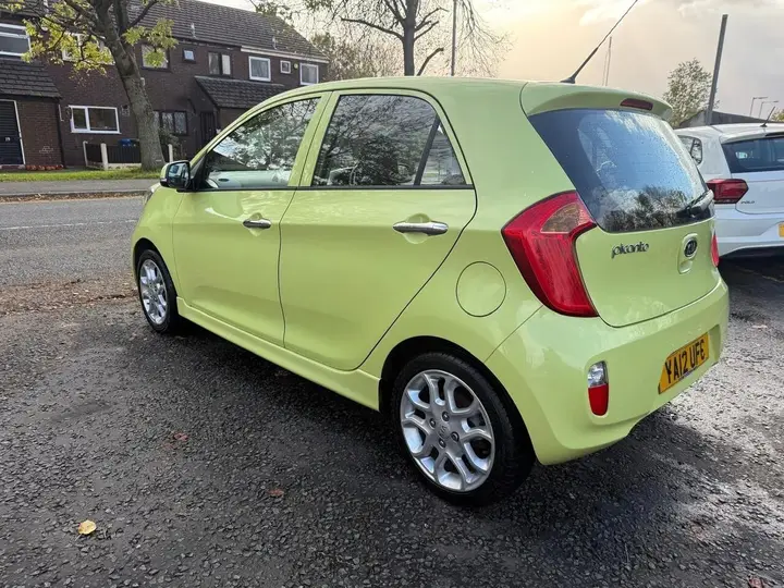 Kia Picanto 2012 photo 5