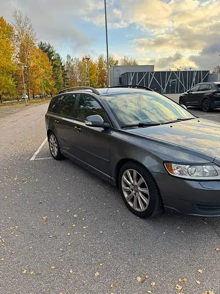 Volvo V50 2011 photo 3